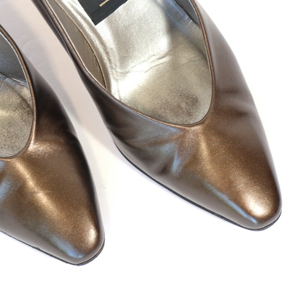 Vintage mid-heel Amalfi 'Vania' pumps in Old Gold - Picture 5 of 13